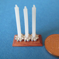 3 Candles in Holder